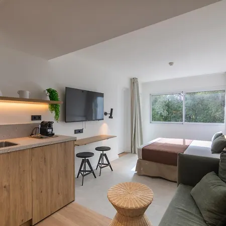 Cabot Velas Apartament *