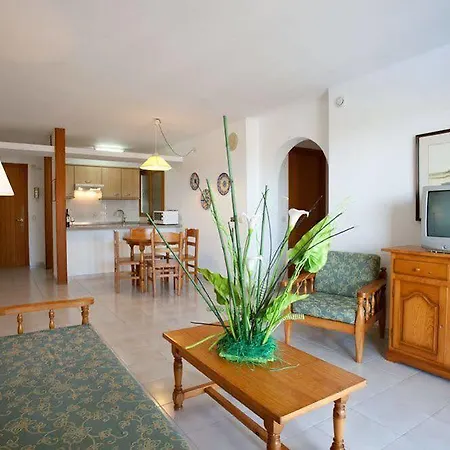 Cabot Velas Apartament *